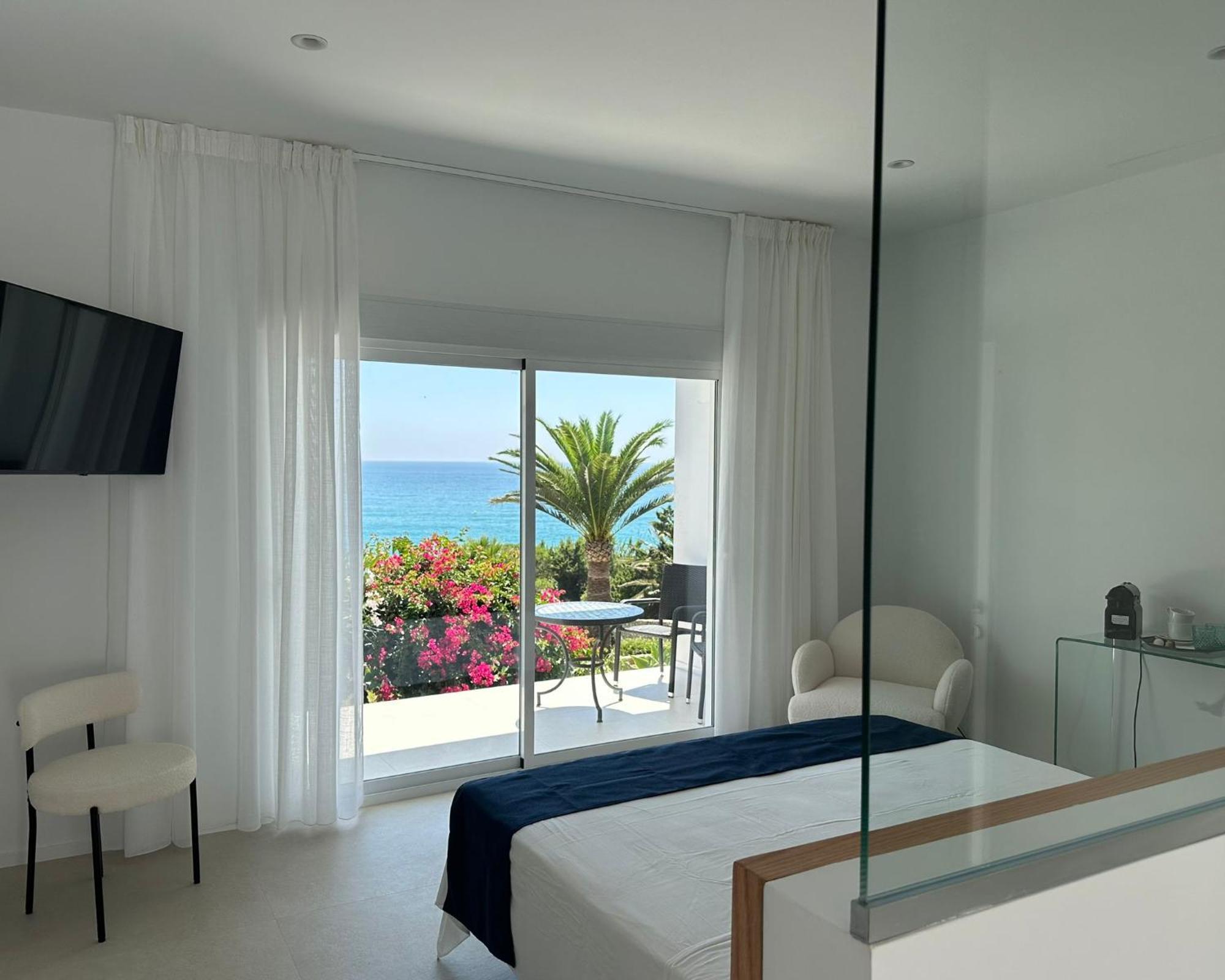 Tierratlanta Suites Zahara de los Atunes Luaran gambar