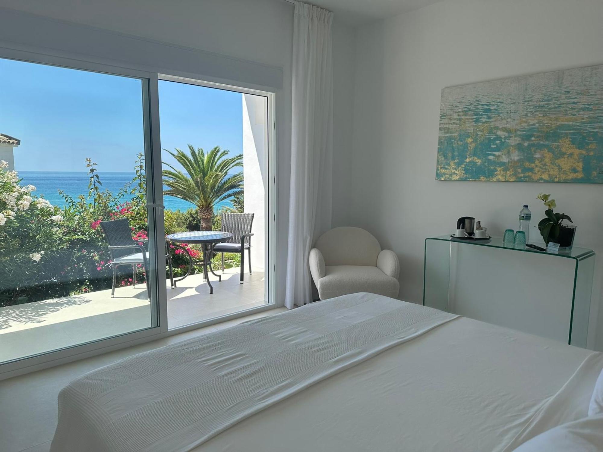 Tierratlanta Suites Zahara de los Atunes Luaran gambar