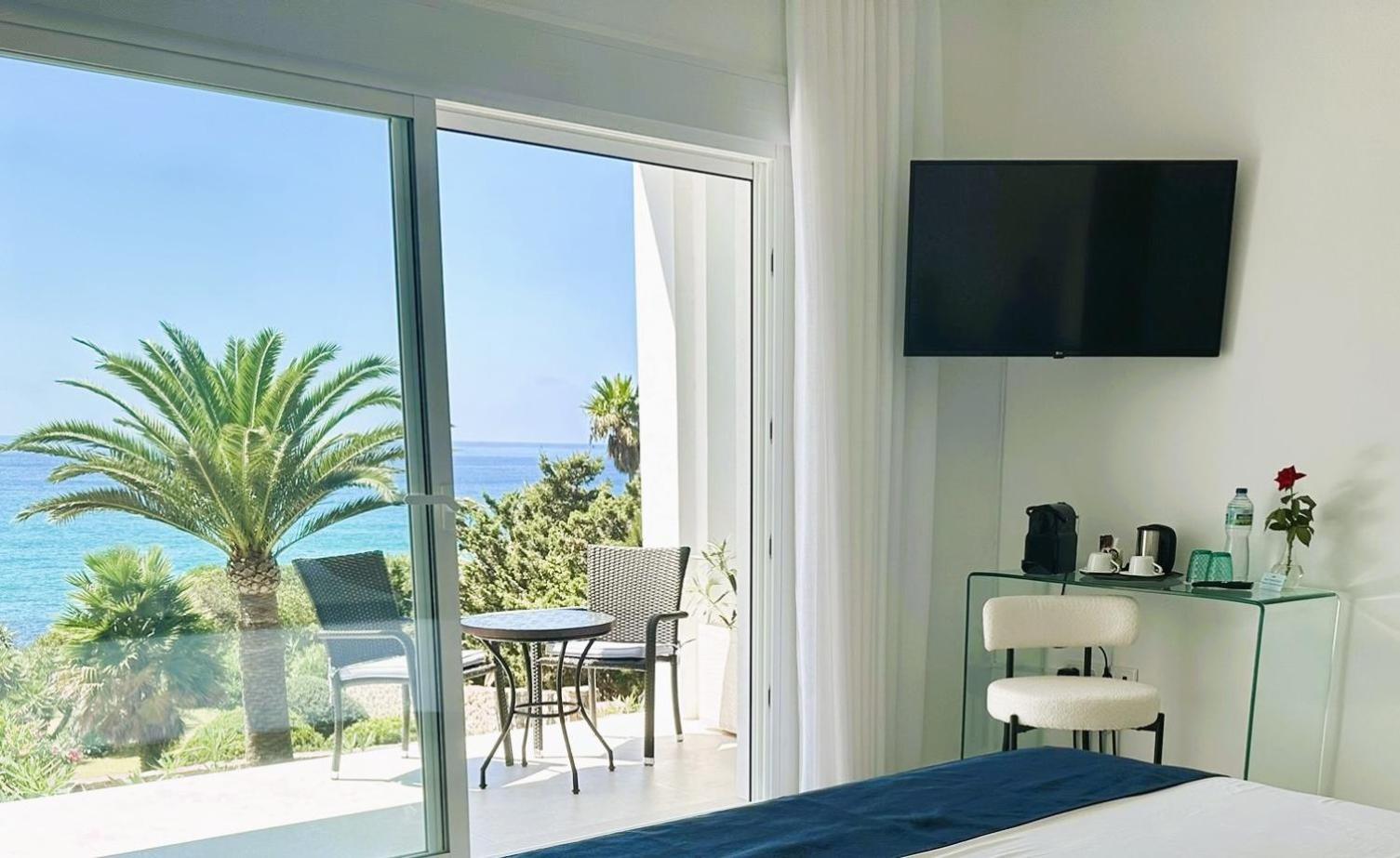 Tierratlanta Suites Zahara de los Atunes Luaran gambar